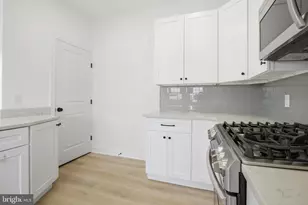 210 Powhattan Ave, Essington, PA 19029 - Photo 12