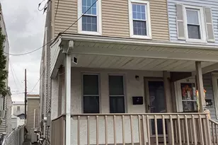 13 W 8th St, Marcus Hook, PA 19061 - Photo 4