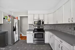 2360 Clearview Ln, Aston, PA 19014 - Photo 10