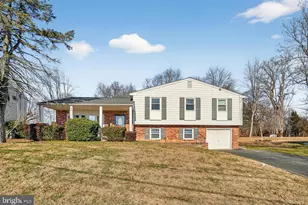 2360 Clearview Ln, Aston, PA 19014 - Photo 1