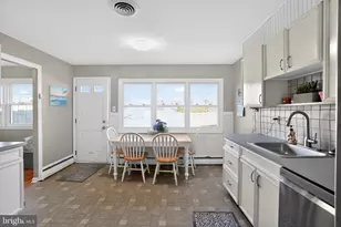 2360 Clearview Ln, Aston, PA 19014 - Photo 8