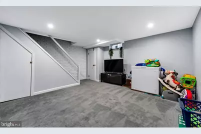 945 Fariston Drive, Drexel Hill, PA 19026 - Photo 22