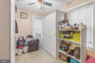 810 Pleasant Ave, Upper Chichester, PA 19061 - Photo 10