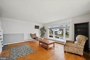 42 Colonial Dr, Havertown, PA 19083 - Photo 4