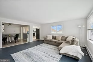 42 Colonial Dr, Havertown, PA 19083 - Photo 14