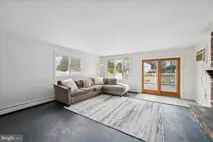 42 Colonial Dr, Havertown, PA 19083 - Photo 12