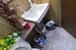 228 Long Ln, Upper Darby, PA 19082 - Photo 16