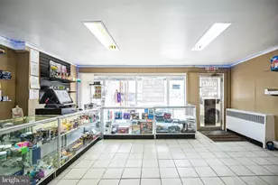 228 Long Ln, Upper Darby, PA 19082 - Photo 8