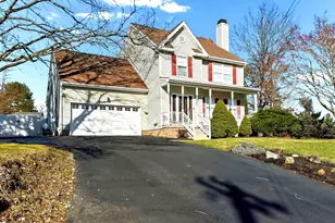 2410 Larkin Rd, Upper Chichester, PA 19061 - Photo 40