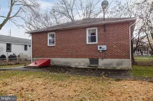 111 E Oak Ln, Glenolden, PA 19036 - Photo 40