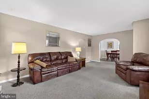 111 E Oak Ln, Glenolden, PA 19036 - Photo 10