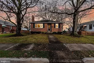 111 E Oak Ln, Glenolden, PA 19036 - Photo 2