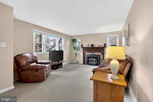 111 E Oak Ln, Glenolden, PA 19036 - Photo 8