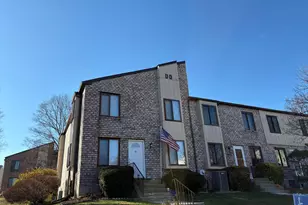 5200 Hilltop Dr, Brookhaven, PA 19015 - Photo 2