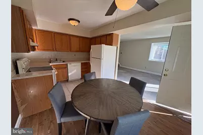 5200 Hilltop Drive #477, Brookhaven, PA 19015 - Photo 8