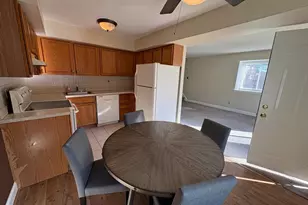 5200 Hilltop Dr, Brookhaven, PA 19015 - Photo 8