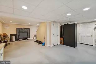 145 Merrybrook Dr, Havertown, PA 19083 - Photo 24