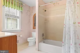 365 Arbor Cir, Media, PA 19063 - Photo 48