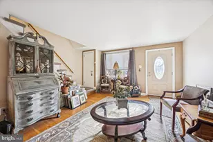 5122 Whitehall Dr, Clifton Heights, PA 19018 - Photo 6