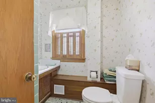 933 Bedford Ave, Collingdale, PA 19023 - Photo 14