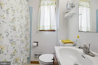 933 Bedford Avenue, Collingdale, PA 19023 - Photo 8