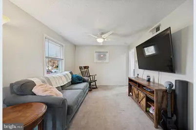 208 Rosewood Avenue, Aldan, PA 19018 - Photo 2