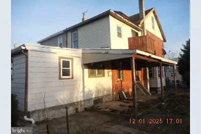 1224 E 11th Street, Crum Lynne, PA 19022 - Photo 4