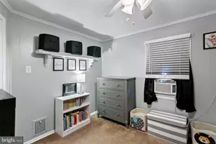 26 Green Ln, Aston, PA 19014 - Photo 18