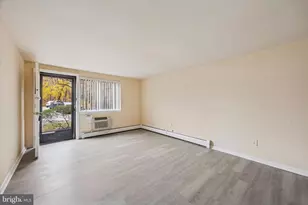 100 E Glenolden Ave, Glenolden, PA 19036 - Photo 2