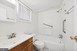 100 E Glenolden Ave, Glenolden, PA 19036 - Photo 8