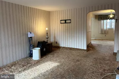 5226 Gramercy Drive, Clifton Heights, PA 19018 - Photo 4