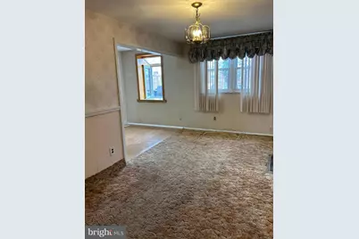 5226 Gramercy Drive, Clifton Heights, PA 19018 - Photo 6