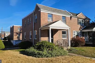 825 Laurel Rd, Lansdowne, PA 19050 - Photo 2