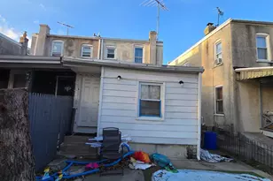 319 E 20th St, Chester, PA 19013 - Photo 8