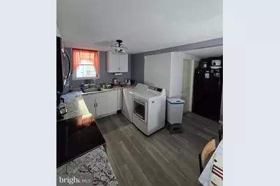 319 E 20th Street, Chester, PA 19013 - Photo 18