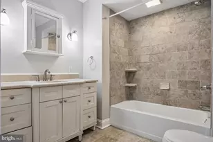 414 E 20th St, Chester, PA 19013 - Photo 20