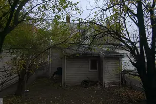 321 Tilghman St, Chester, PA 19013 - Photo 8