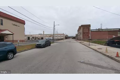 321 Tilghman Street, Chester, PA 19013 - Photo 4