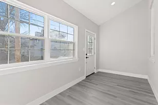 28 S 12th St, Darby, PA 19023 - Photo 4