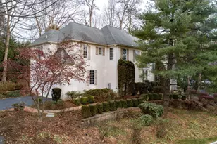 12 Chalous Ln, Villanova, PA 19085 - Photo 2