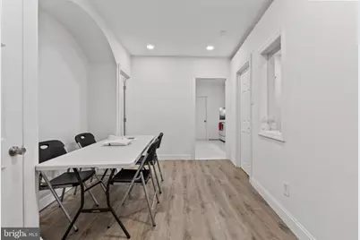 25 N Pennock Avenue, Upper Darby, PA 19082 - Photo 14