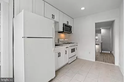 25 N Pennock Avenue, Upper Darby, PA 19082 - Photo 6