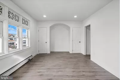 25 N Pennock Avenue, Upper Darby, PA 19082 - Photo 2