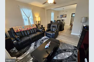 404 W Wayne Avenue, Wayne, PA 19087 - Photo 10