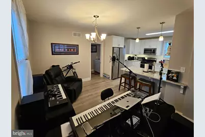 404 W Wayne Avenue, Wayne, PA 19087 - Photo 8