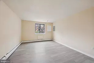 100 E Glenolden Ave, Glenolden, PA 19036 - Photo 10