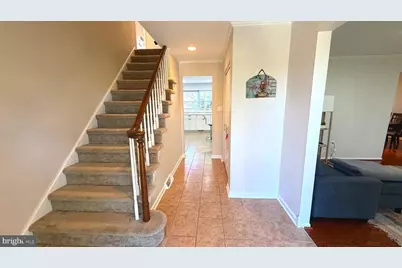 639 Heather Lane, Bryn Mawr, PA 19010 - Photo 2