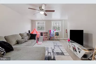 159 W Maryland Avenue, Aldan, PA 19018 - Photo 4