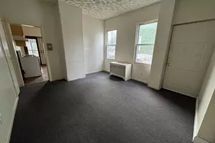 1016 Pine St, Darby, PA 19023 - Photo 4