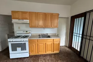 1016 Pine St, Darby, PA 19023 - Photo 2